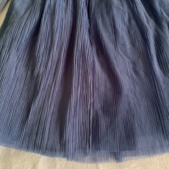 Women’s dress knee length blue lace with zipper in the back - Picture 4 of 4